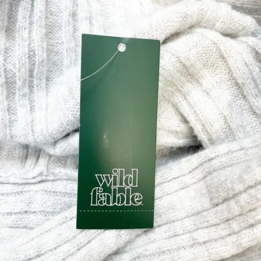 Wild Fable Women's Long Sleeve Off Shoulder Sweater Top Light‎ Gray Size Large